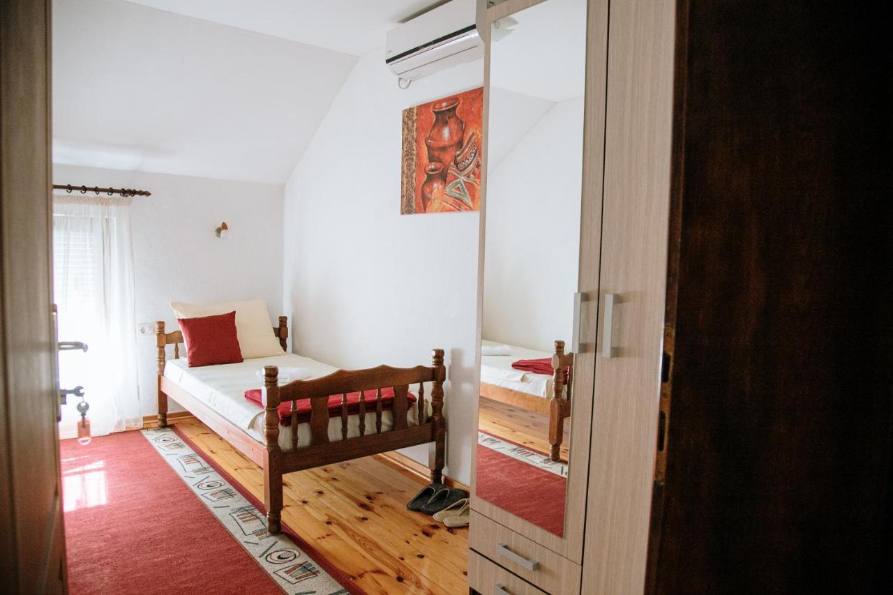 Apartment Ikar Mostar Exterior foto